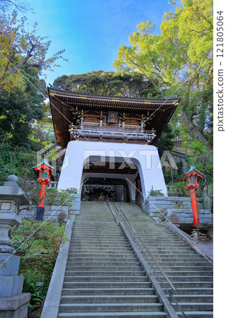 Enoshima: Enoshima Shrine Approach, Zuishinmon Gate Enoshima: Enoshima Shrine Approach, Zuishinmon Gate 121805064