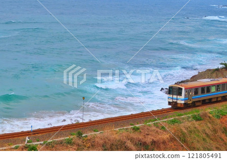 San-in主線沿著海岸線運行 San-in主線沿著海岸線運行 121805491