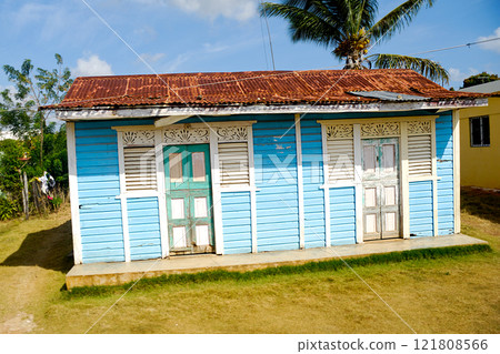 Caribbean House 121808566