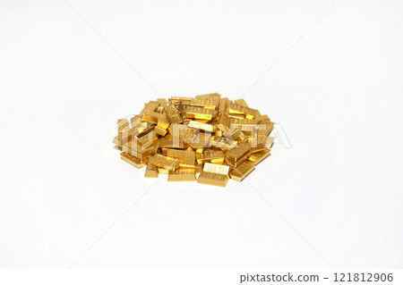 Gold, gold bars, pure gold 121812906