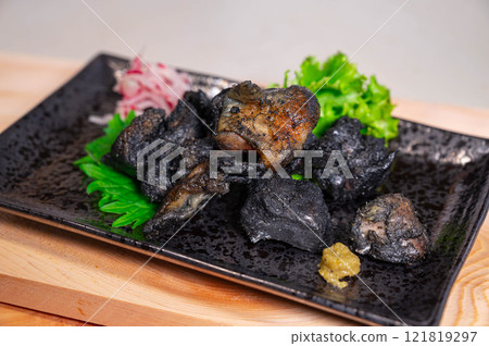 Miyazaki specialty: charcoal-grilled chicken Miyazaki specialty: charcoal-grilled chicken 121819297