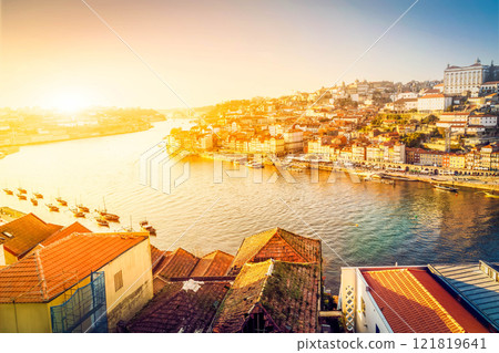 historic town of Porto, Portugal 121819641