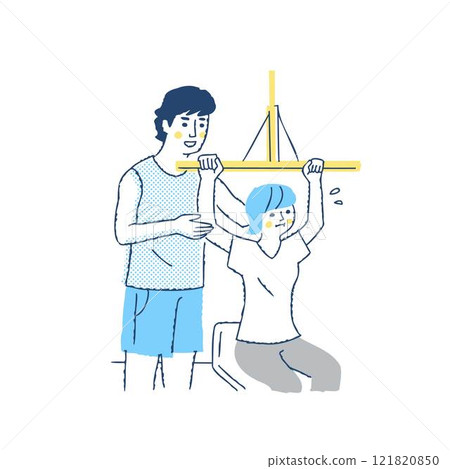 一位女士和一位教練在健身房接受個人訓練 121820850