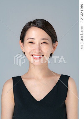 Beauty Middle-aged Woman Portrait Beauty Middle-aged Woman Portrait 121824169