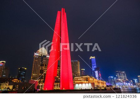 Shanghai People's Heroes Monument at night in Huangpu Park, Shanghai, China 121824336