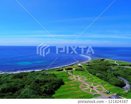 Spectacular view from Tsunoshima Lighthouse (Shimonoseki City, Yamaguchi Prefecture) Spectacular view from Tsunoshima Lighthouse (Shimonoseki City, Yamaguchi Prefecture) 121824387