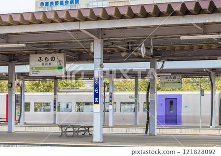 [富良野月月台] 121828092