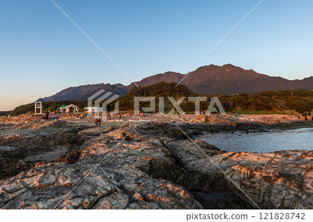 Morning Morgenrot: Yakushima, the island where the gods reside (winter) 121828742