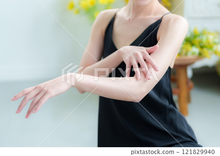 女性皮膚護理、手部護理、身體護理 121829940