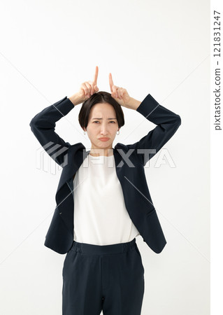 女人假裝生氣 女人假裝生氣 121831247