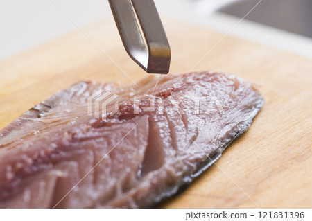 鯖魚無骨烹飪 鯖魚無骨烹飪 121831396