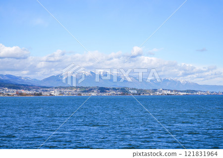 View from the Lake Biwa cruise ship "Michigan" (Otsu city, Mount Hira, Mount Hiei, etc.) Photographed in December 2024 View from the Lake Biwa cruise ship "Michigan" (Otsu city, Mount Hira, Mount Hiei, etc.) Photographed in December 2024 121831964