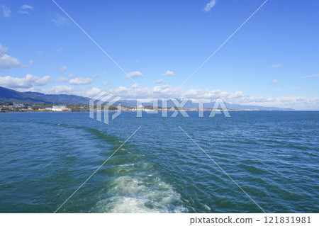 View from the Lake Biwa cruise ship "Michigan" (Otsu city, Mount Hira, Mount Hiei, etc.) Photographed in December 2024 View from the Lake Biwa cruise ship "Michigan" (Otsu city, Mount Hira, Mount Hiei, etc.) Photographed in December 2024 121831981