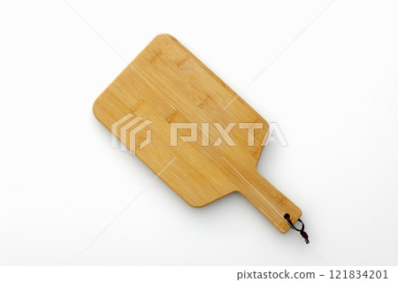 Aerial view of a wooden cutting board 121834201