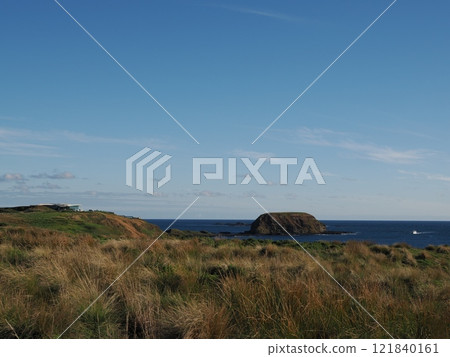 澳洲維多利亞州冬季菲利普島日落觀景台附近的海岸風光 121840161