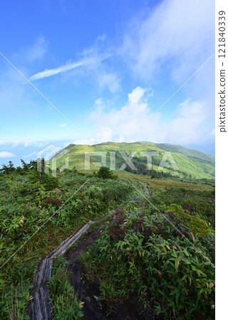 福島縣會津駒岳攀岩 福島縣會津駒岳攀岩 121840339