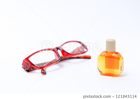 glasses, frame, lens, eye, ophthalmology, reading glasses, farsightedness, face, eye drops, eye drops, container, pharmacy, eye, drop, liquid, medicine glasses, frame, lens, eye, ophthalmology, reading glasses, farsightedness, face, eye drops, eye drops, container, pharmacy, eye, drop, liquid, medicine 121843114