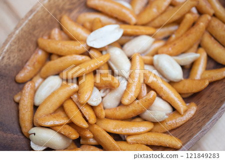柿豌豆形象（照片素材） 121849283
