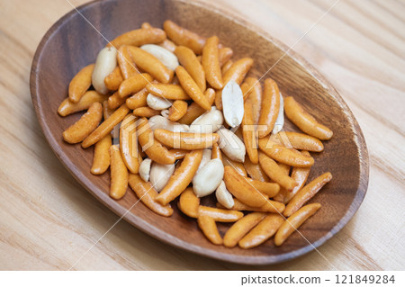 柿豌豆形象（照片素材） 121849284