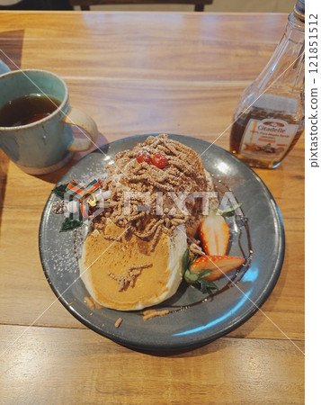 Buche de Noël 風格煎餅 Buche de Noël 風格煎餅 121851512
