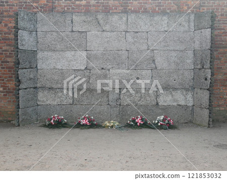奧斯維辛集中營死亡牆（波蘭） 121853032
