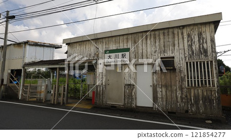 JR Tsurumi Line Okawa Station building 121854277