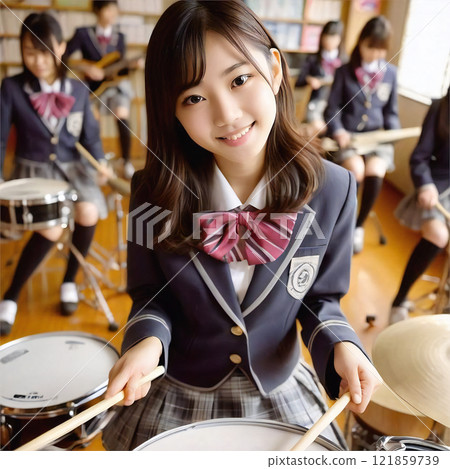 Photo material / 13 / Beautiful women / Junior high school girls / High school girls / Music / Light music club / Drums (High quality, paid, high quality) 121859739