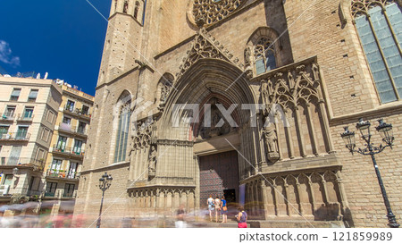 Santa Maria del Mar timelapse hyperlapse - Barcelona Spain Santa Maria del Mar timelapse hyperlapse - Barcelona Spain 121859989
