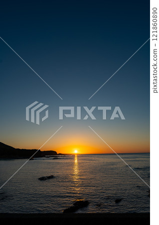 2025年和歌山縣週參見町的第一個日出景色 121860890