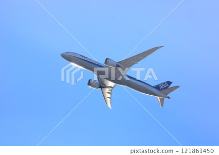 客機起飛的圖片 客機起飛的圖片 121861450