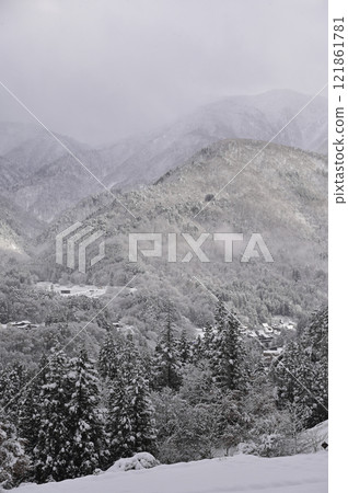 從飛鎢白川 PA 眺望的景色 121861781