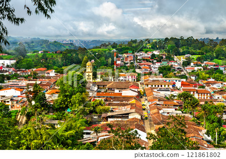 Cityscape view over the historic town of Salento in Quindio, Colombia 121861802