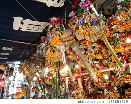 Asakusa Nagakuni-ji Temple Market 121861819