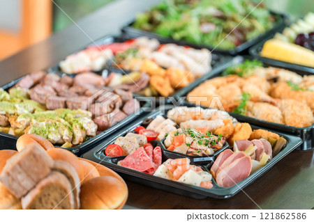 Japanese cuisine catering, kaiseki cuisine, kappo cuisine, catering (ryokan) 121862586