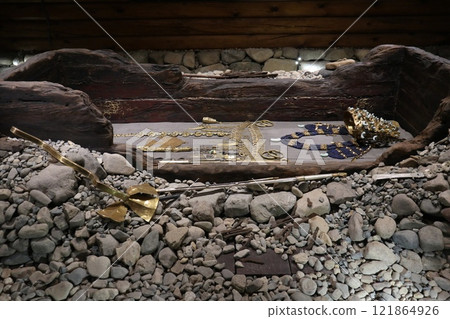 韓國慶州大陵苑墓室 121864926