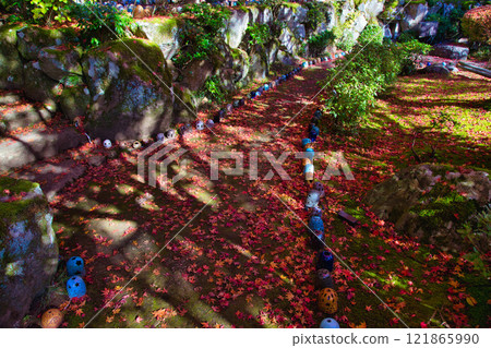 Autumn at Echizen Pottery Village 121865990