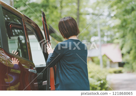 女生 女孩 女性 121868065