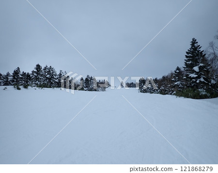 White silver slope White silver slope 121868279