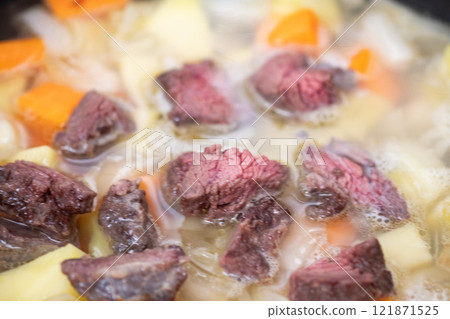 燉鹿肉咖哩(圖) 燉鹿肉咖哩(圖) 121871525