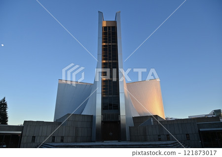 St. Mary's Cathedral, Tokyo in the evening St. Mary's Cathedral, Tokyo in the evening 121873017