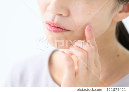 Women who care about nasolabial folds Women who care about nasolabial folds 121873421