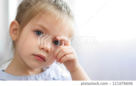 Early signs of autism syndrome in children. autism. Signs and symptoms of autism in a child 121876606
