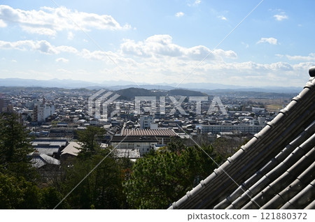 View from Iga Ueno Castle (towards the castle town to the south) View from Iga Ueno Castle (towards the castle town to the south) 121880372