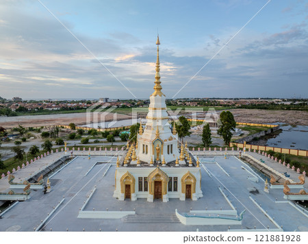 Stunning view of Wat Saensuk Suthi Wararam in Chon Buri, Thailand on October 1, 2024 121881928