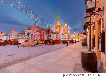 Poznan Town Hall Before Dawn, Poznan, Poland 121882612