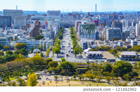 從姬路城天守閣眺望JR姬路站 從姬路城天守閣眺望JR姬路站 121882902