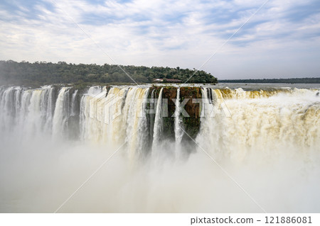 Iguazu waterfalls in overcast weather 121886081