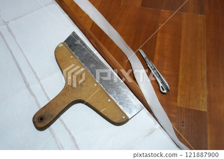 Repapering Shoji Screens (Edges) 04 121887900