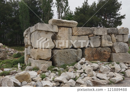 The ruins of Ephesus near Izmir, Turkey 121889488
