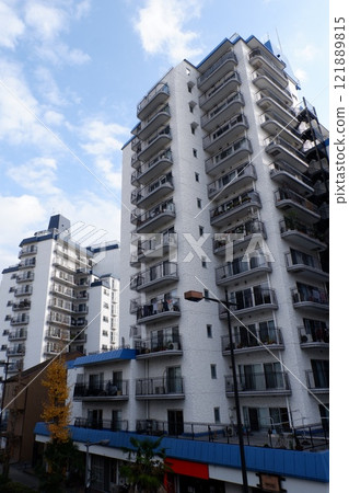 第一、第二八王子秀一住宅 121889815